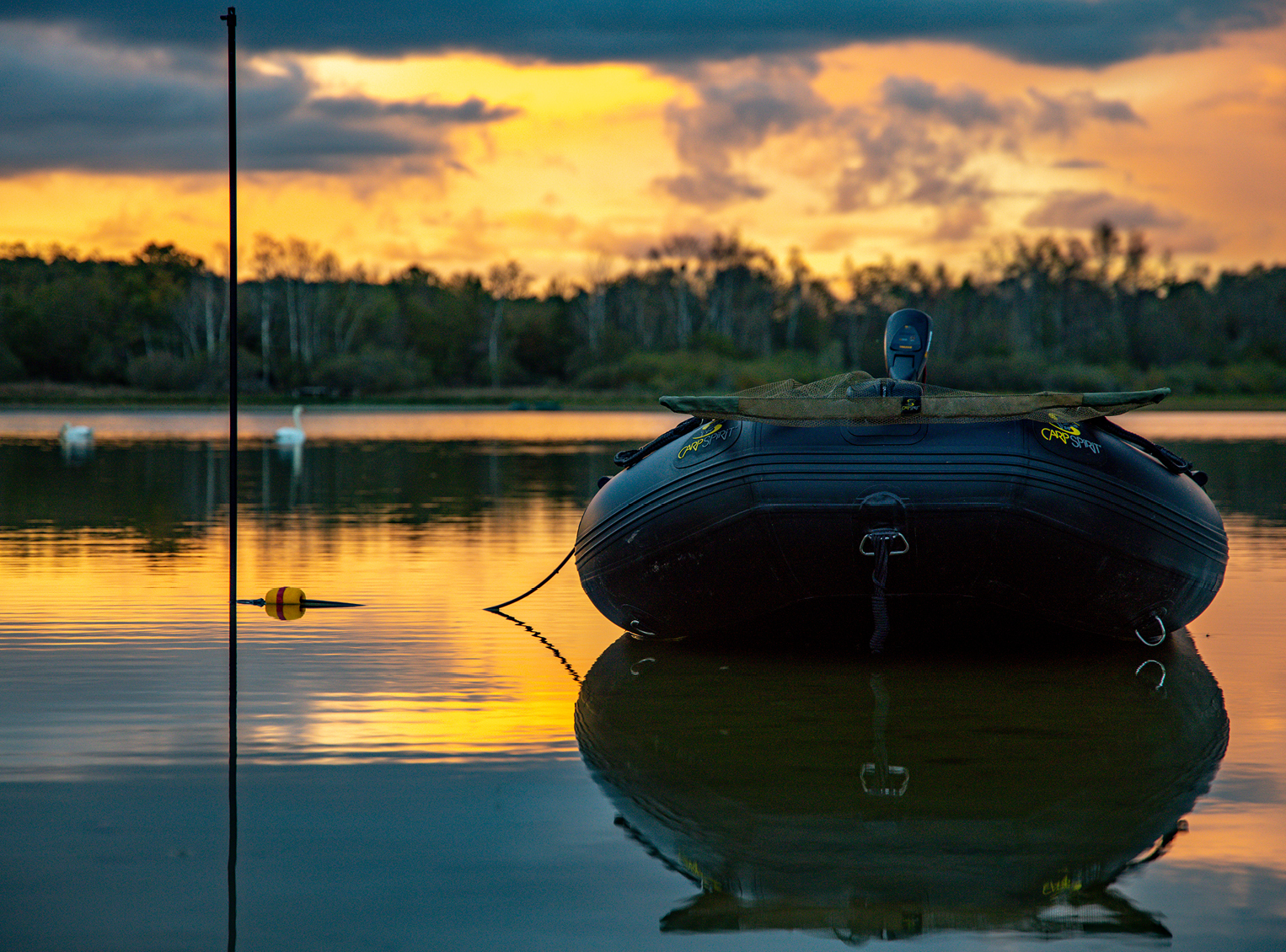 https://www.carpspirit.com/wp-content/uploads/2020/11/Black-Boat-Image-Resize12.jpg